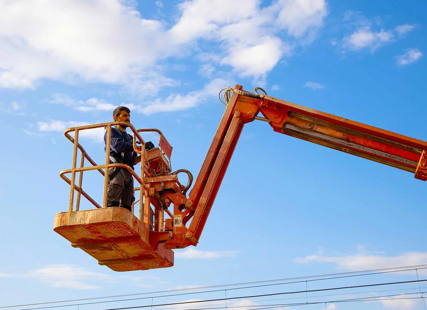 ADDETTO ALLA CONDUZIONE DI PIATTAFORME MOBILI ELEVABILI CON E SENZA STABILIZZATORI