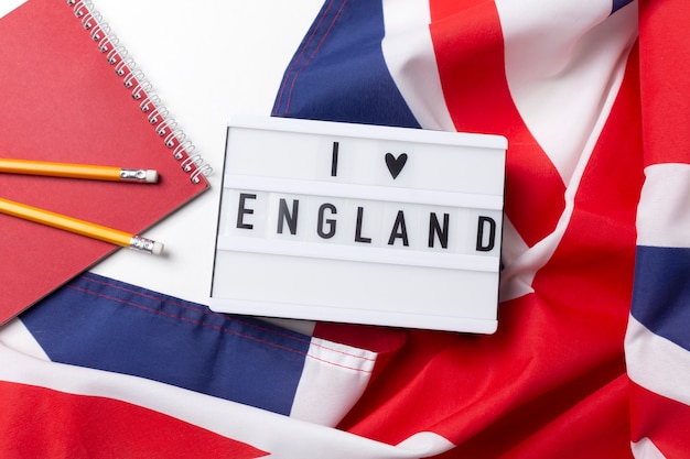 TEST D'INGRESSO - CORSO DI PERFEZIONAMENTO LINGUA STRANIERA